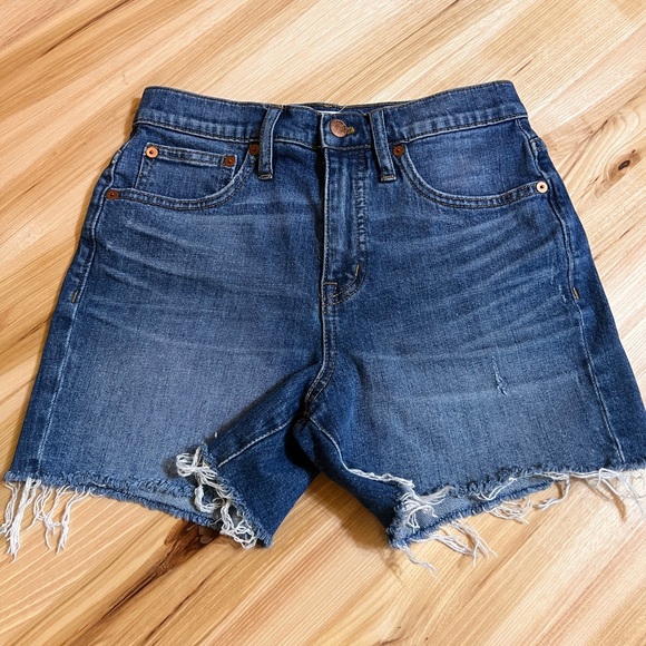 Madewell Pants - Madewell size 24 Denim Shorts EUC